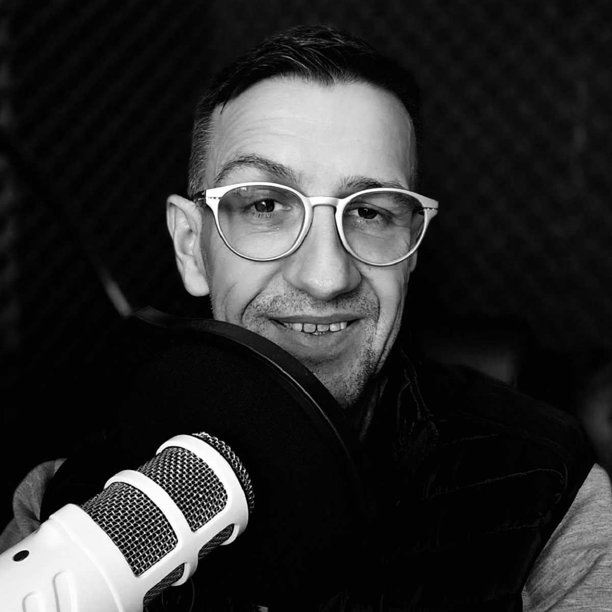 Preminuo Duško Đukić