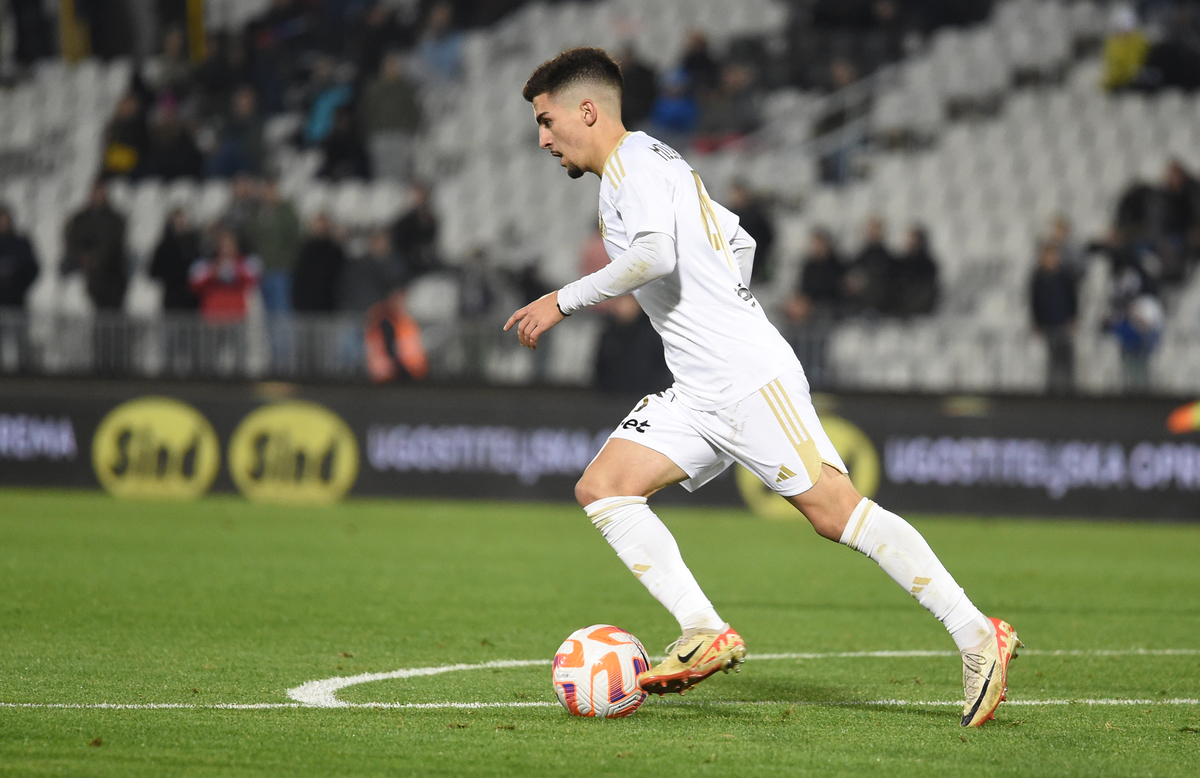 Bomba u Humskoj: Igor Miladinović stiže u Partizan!