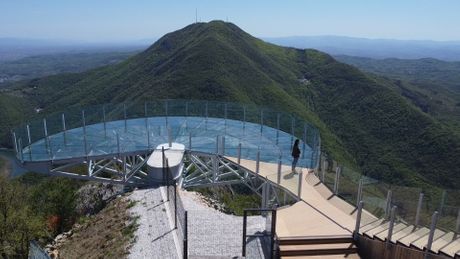 Vidikovac Skywalk, Kablar