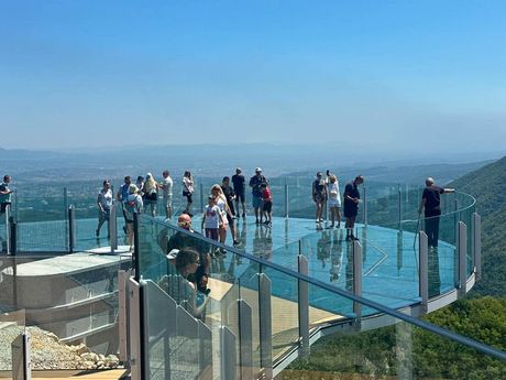 Vidikovac Skywalk, Kablar