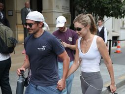 Bredli Kuper Điđi Hadid Bradley Cooper and Gigi Hadid