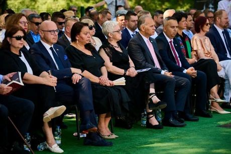 Samudaripen, Jasenovac, NHD, genocid