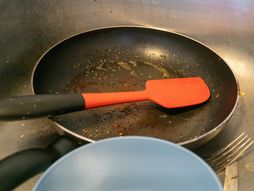 silikonska spatula