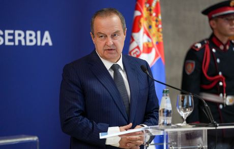 Ministar Ivica Dačić - Ministarka Ipumbu