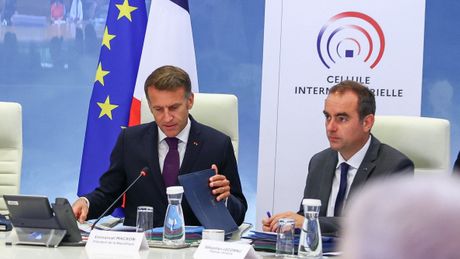 Emanuel Makron i Sebastijan Lekron