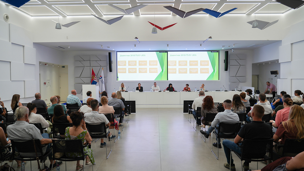 Velike promene za kompanije: Novi zakon donosi strožu kontrolu zagađenja i brže zelene investicije