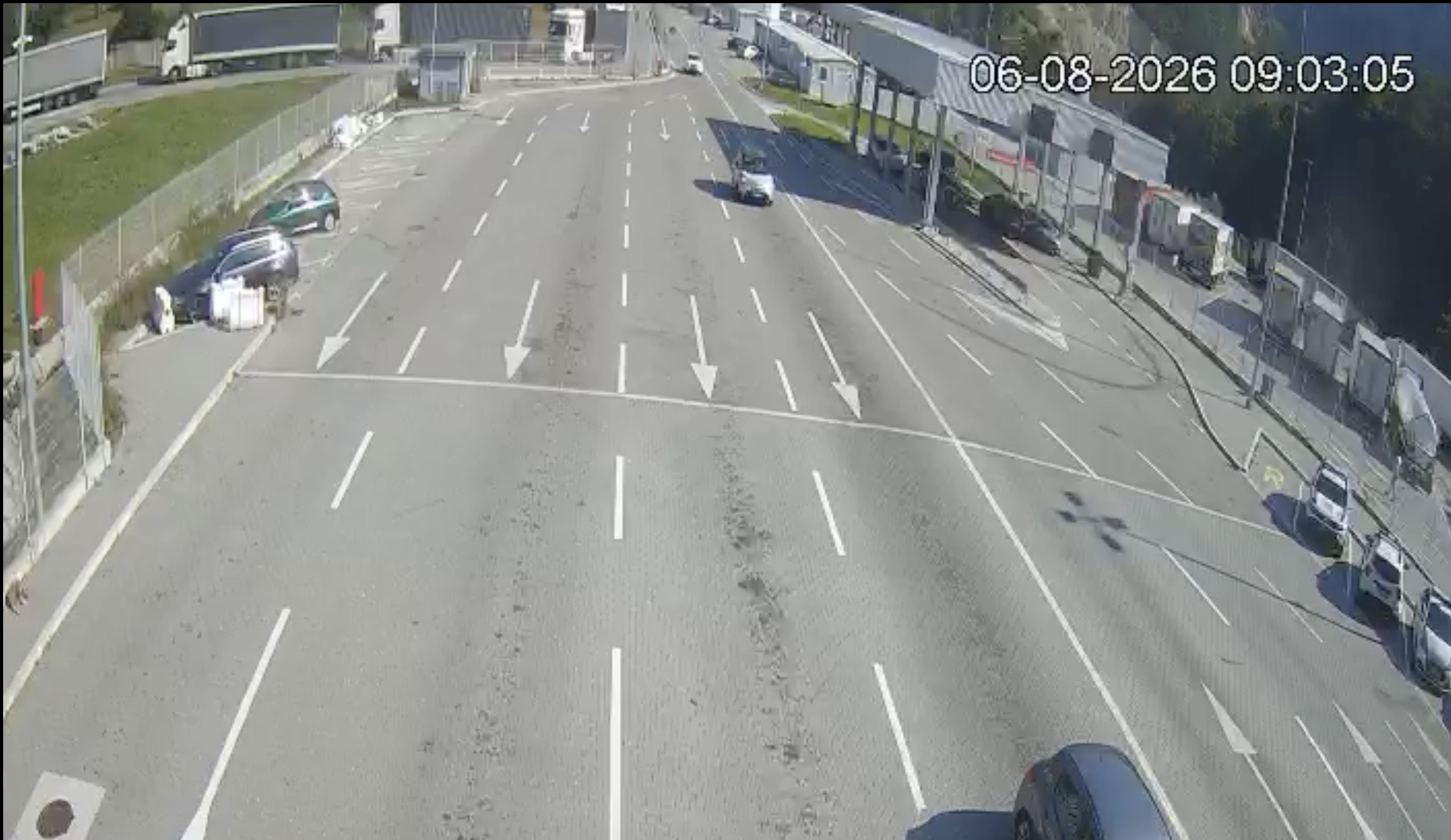 NEZAPAMĆEN PRIZOR NA GRANICI SA CRNOM GOROM: Srbi krenuli na more, a kad su stigli na prelaz, ostali u šoku!