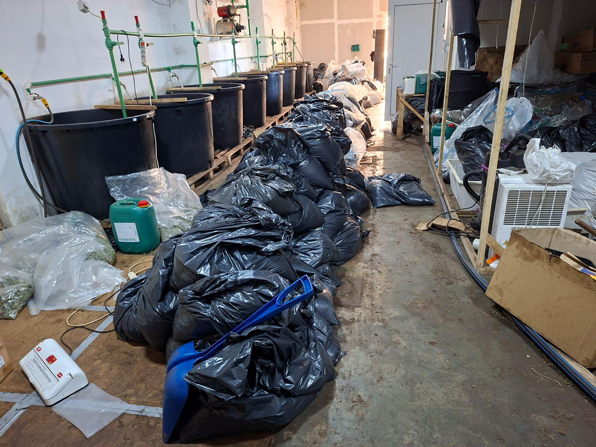SERBIAN SPECIAL POLICE OPERATION NEAR SMEDEREVO: Mega-lab discovered, six persons arrested!