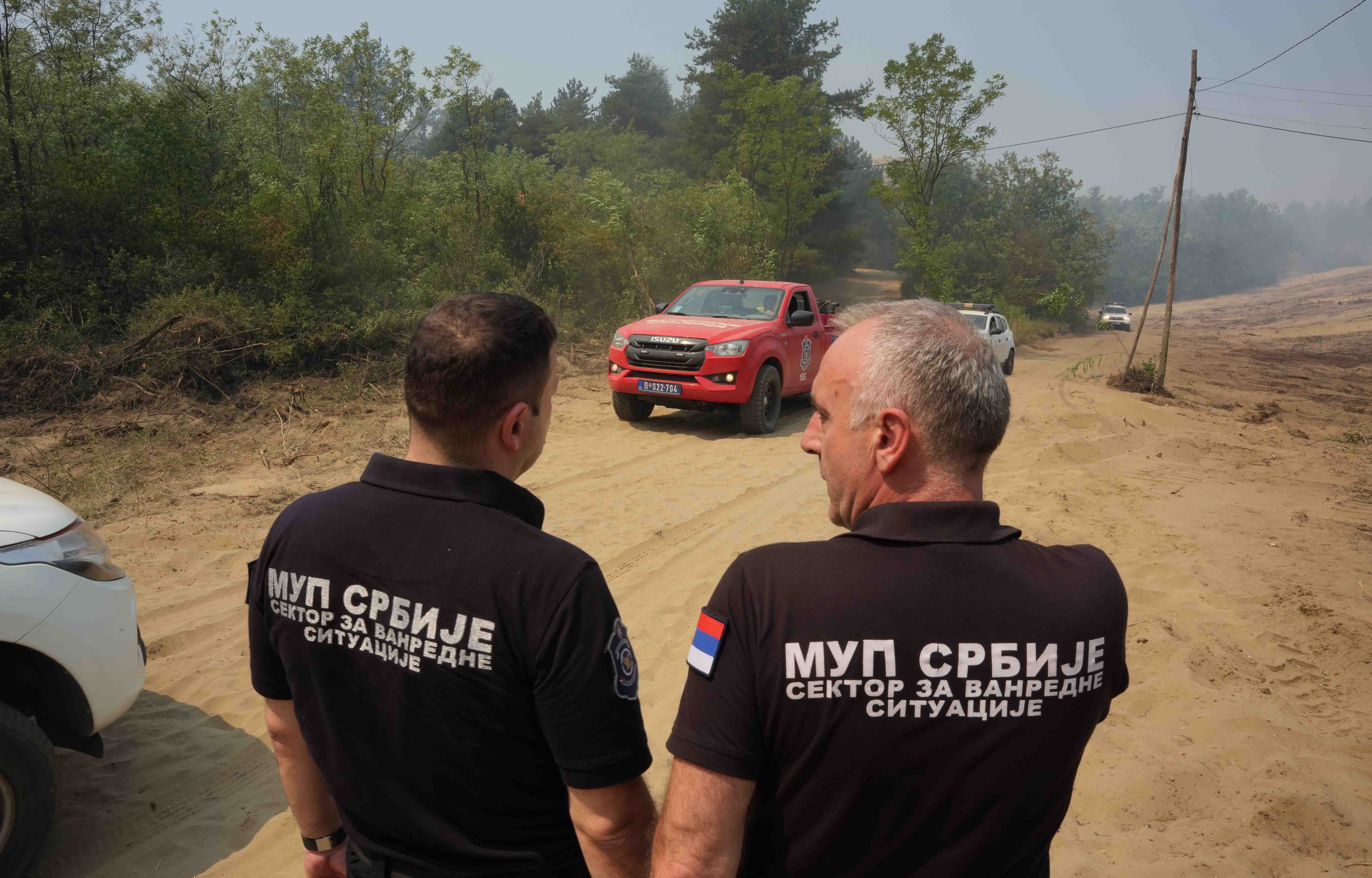"BORBA JE TEŠKA I NEIZVESNA": Čaušić se oglasio sa mesta stravičnog požara, jaki vetrovi šire vatru!