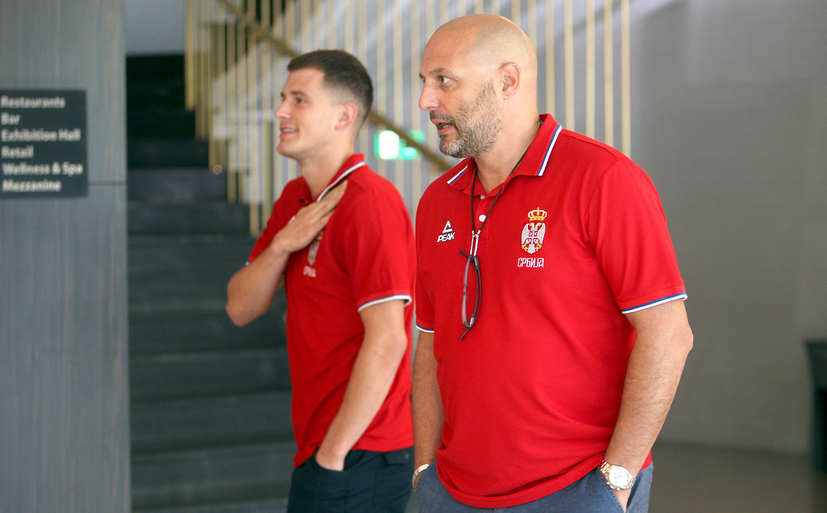 Kako su se "zakačili" Nedović i Sale Đorđević: Izlazak pred OI, probacivanje kroz noge i bolna lekcija