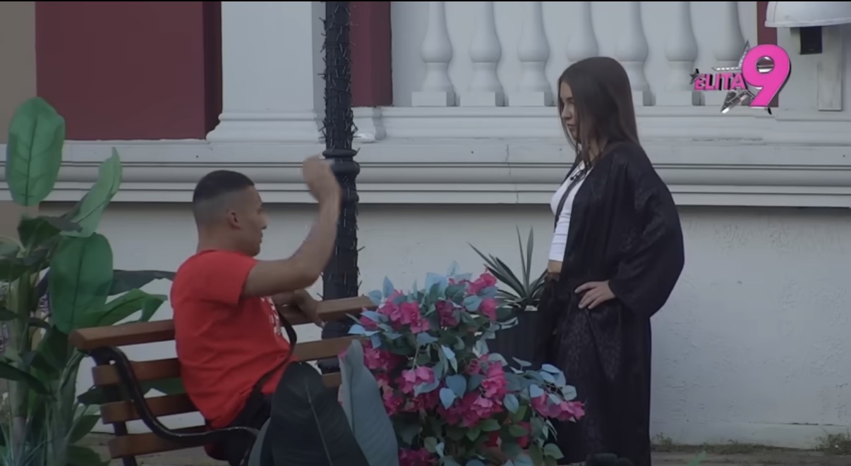 Pukla još jedna ljubav iz Elite! On napustio zemlju, Sara priznala sve