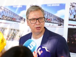 Aleksandar Vučić, obilazak radova, stari železnički most