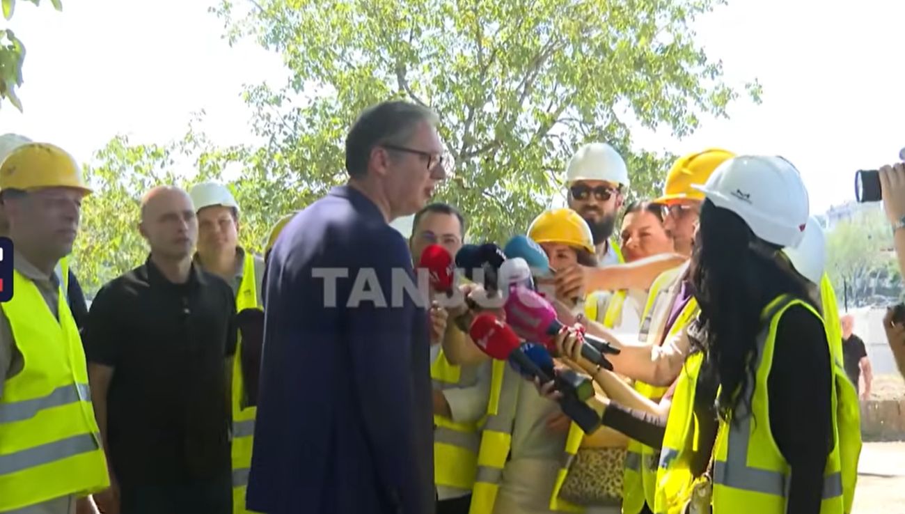 Vučić obilšao radove na rekonstrukciji Starog železničkog mosta