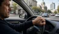 Od ovog snimka vam NEĆE BITI DOBRO: Divljao u punoj brzini centrom Beograda, mnogi ga PODRŽAVAJU u tome!