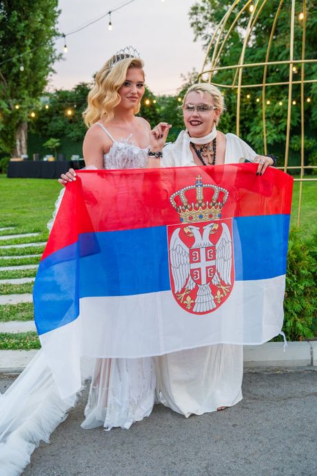 Mis Srbije Simona Manojlović sa majkom