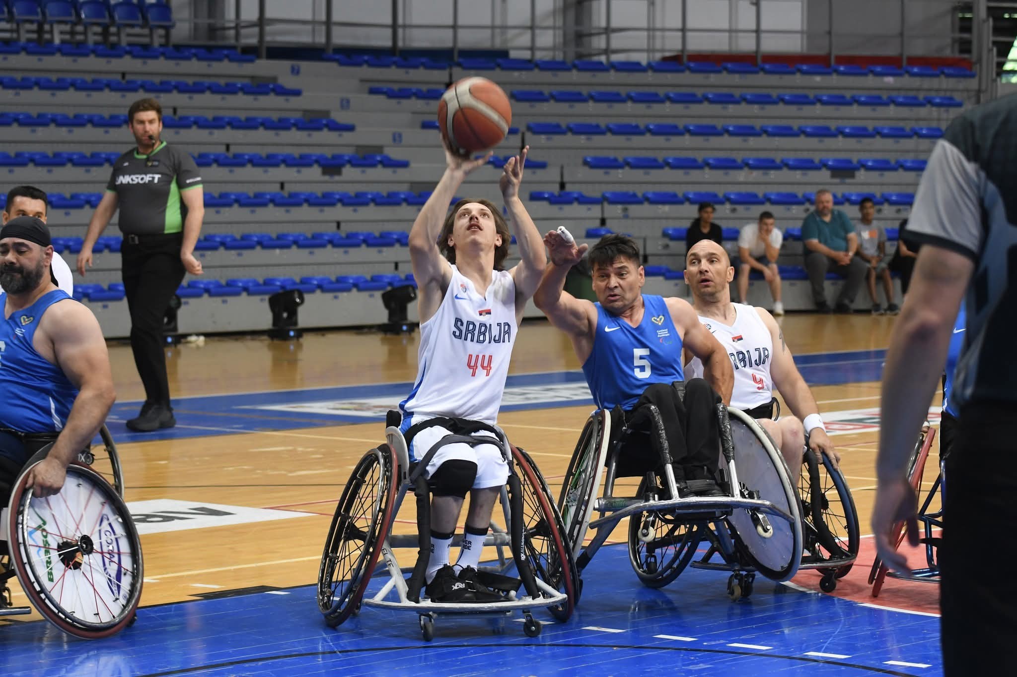Pomozimo reprezentaciji Srbije u košarci u kolicima: Naši sportisti se pripremaјu za veliki turnir u Moskvi