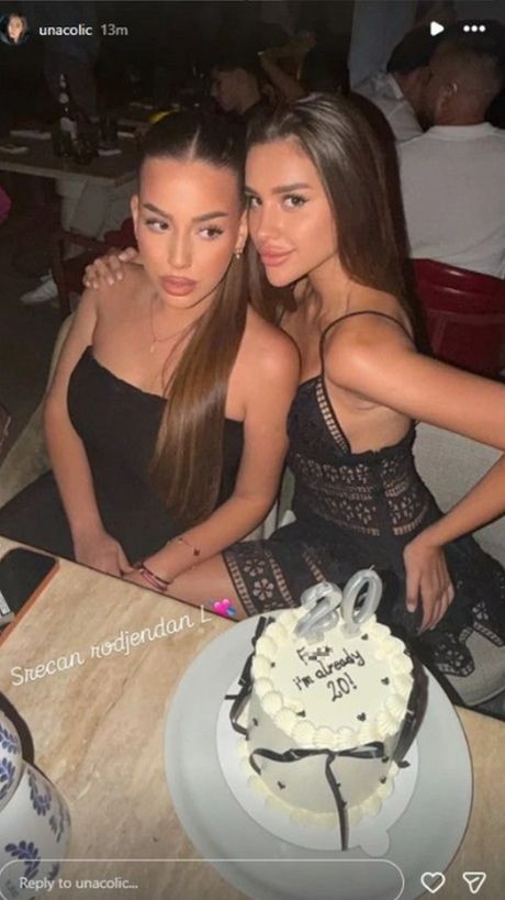 Lara i Una Čolić