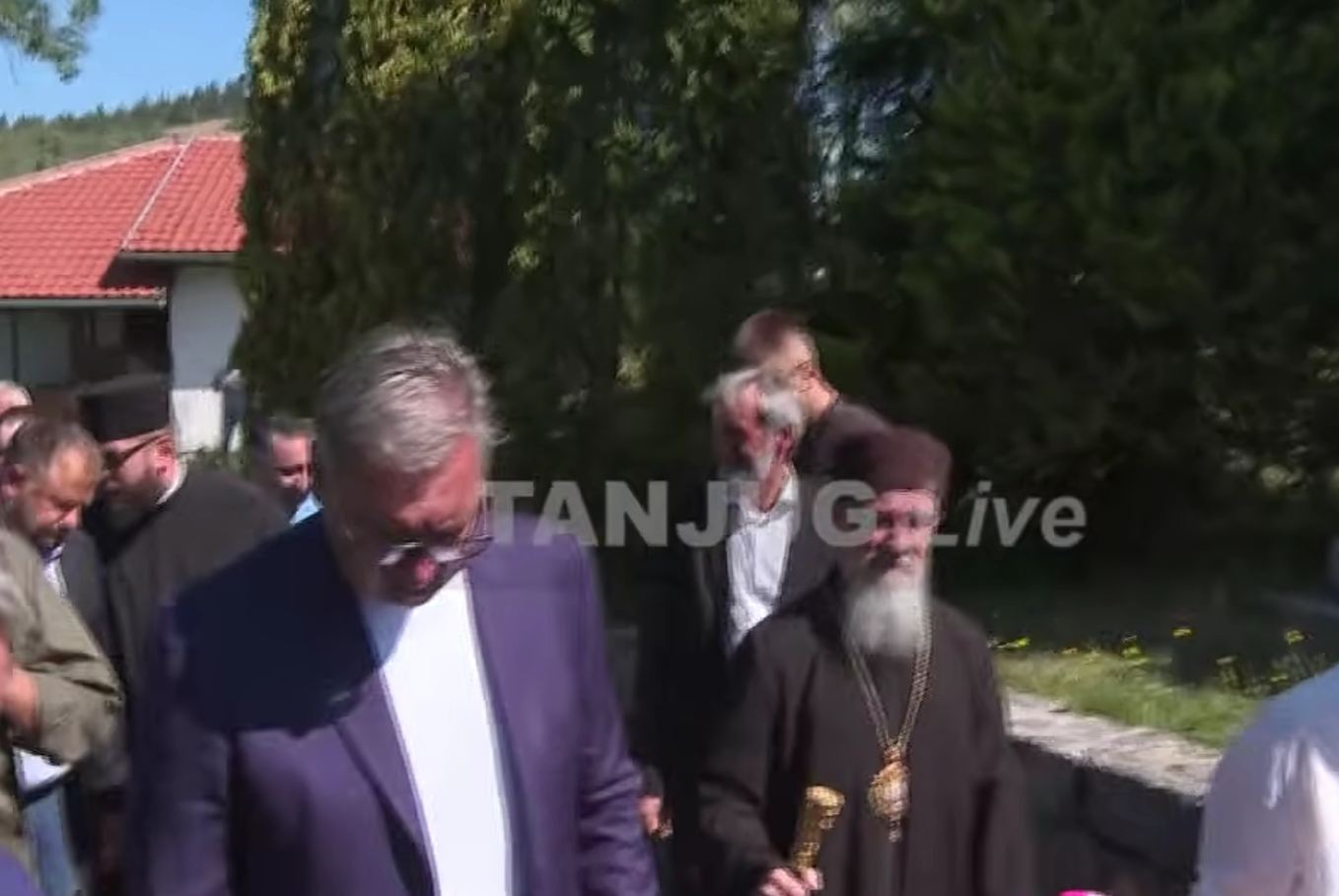 Vučić: Dao sam nalog za ulaganje u školu u Kušićima