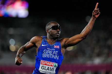 Romel Glejv