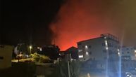 Jezivi snimci požara kod Bijele: Plamen sve guta, u toku pripreme za evakuaciju!