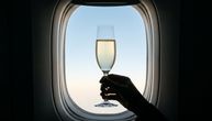 Nikada ne tražite ove 4 stvari u avionu kad stjuardesa prođe sa kolicima: Jedan gutljaj na 10.000m vas ruši