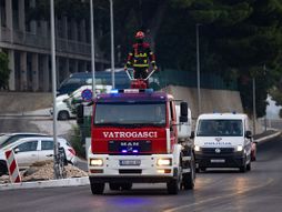 Omiš, Požar, Hrvatska, Telegraf u Omišu