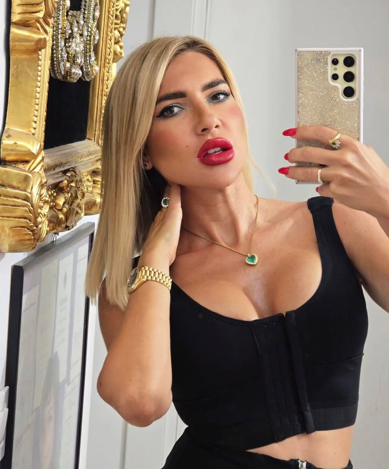 Jovana Jeremić se skinula i pokazala nove grudi posle operacije - 425 kubika kipi iz topa: "Jače od pištolja"