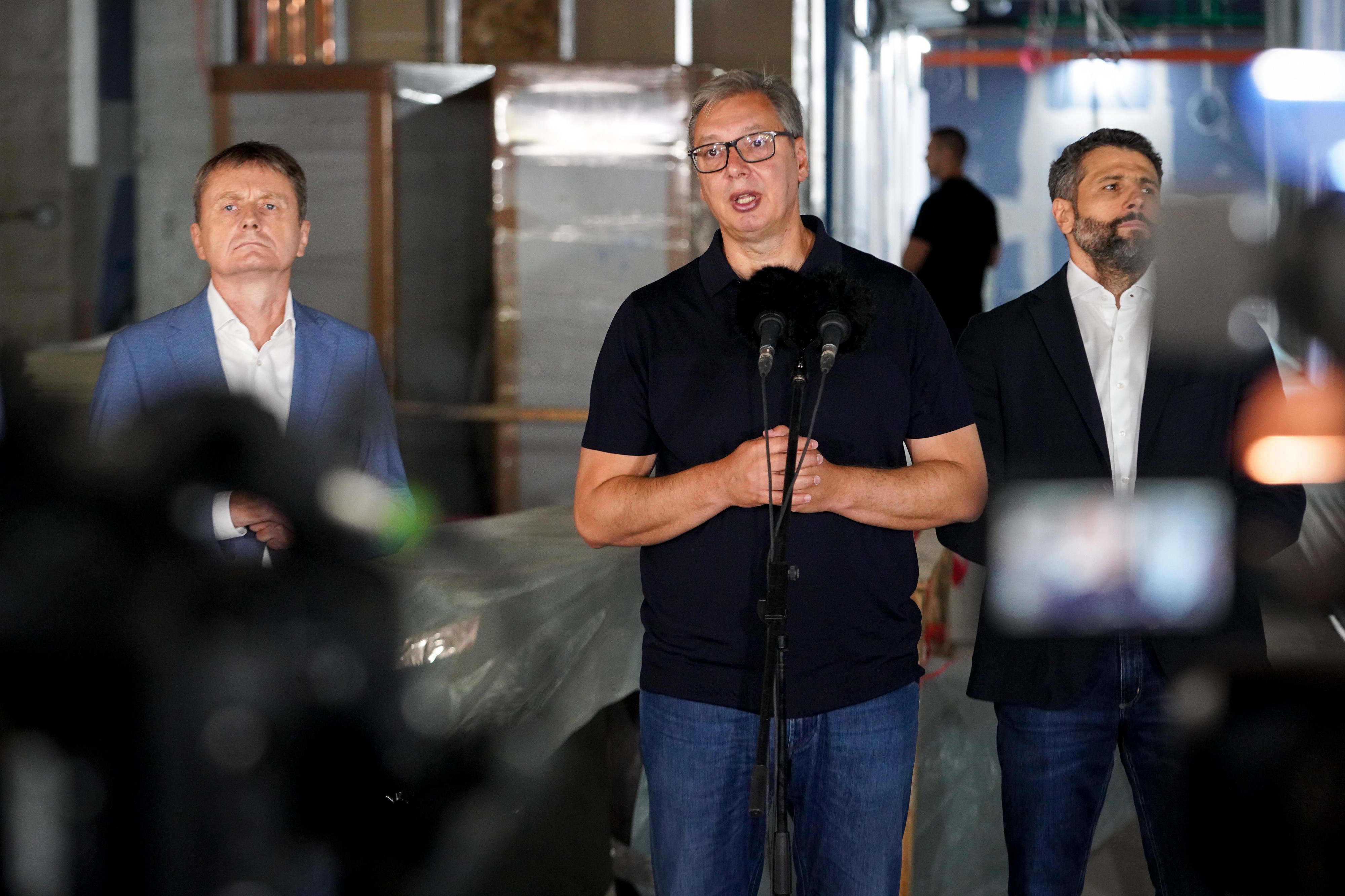 Vucic: I will write to Rutte to ask that main bridge over Ibar River in Kosovska Mitrovica is not opened