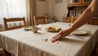 Bacite u kantu stare stolnjake i mušeme: Svi stavljaju ovo na stolove, nema fleka i peglanja, a izgleda krasno