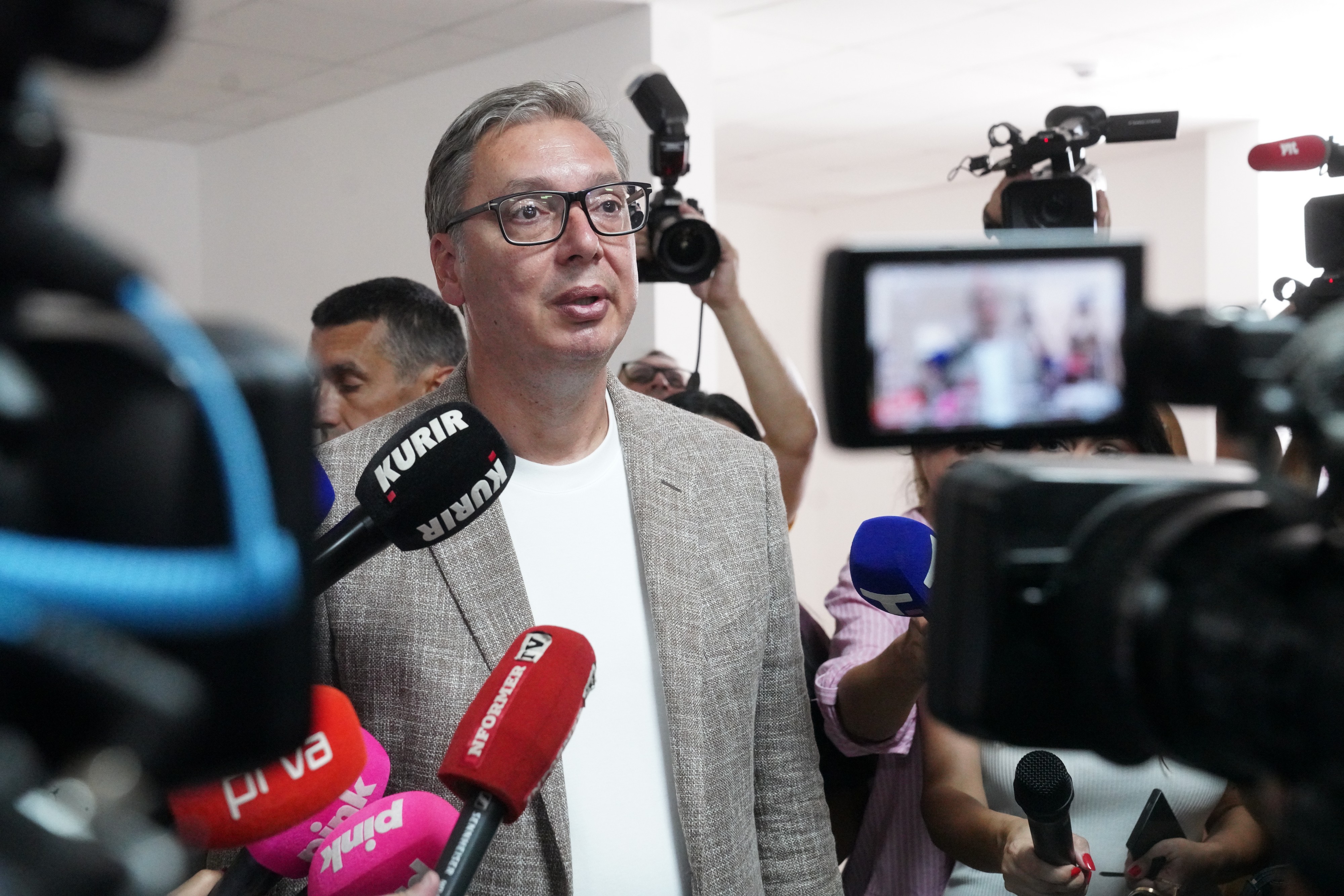 Vučić:Tokom poslednje 3 nedelje u SRB više od 3.300 požara,tražimo pomoć i od Evrope