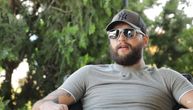 "Zatvaramo..." Veljko Ražnatović doneo odluku, kamion odvozi stvari sa imanja: Iznenadio sve objavom