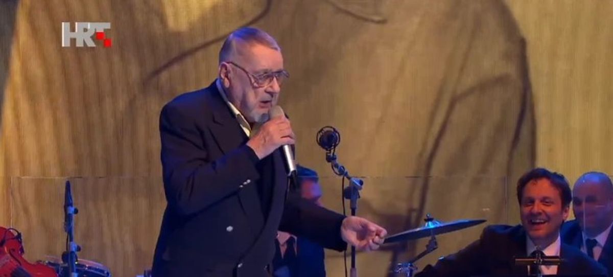 Ovo je najstariji pevač na našoj estradi, ima 95 godina i dalje nastupa: Evo zbog čega