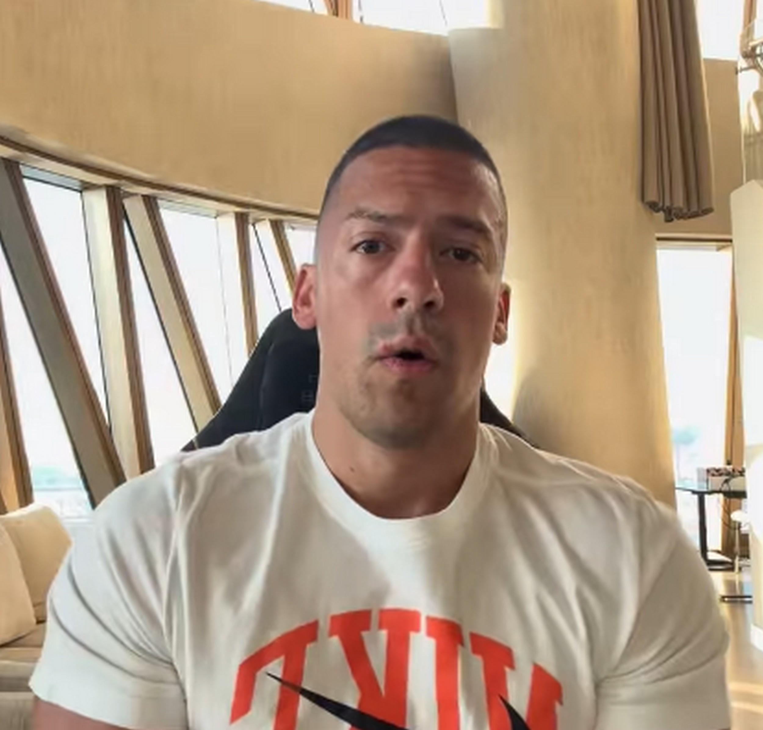 "I dalje ne dolazim sebi" Baka Prase raskinuo sa Milenom: Otkrio razlog - ovo ga pogodilo "Više nisam čovek"