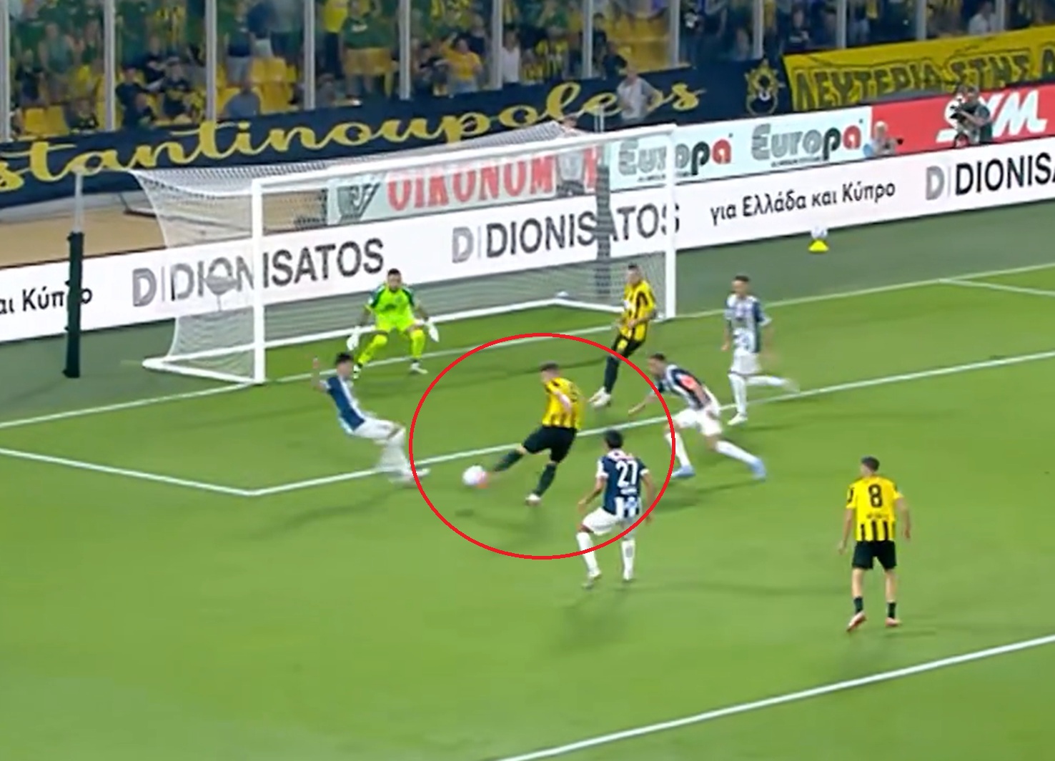 Luka Jović sa dve majstorije otvorio sezonu, srpski napadač fenomenalan