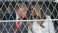 Šta je Melanija rekla Trampu? Kamere zabeležile napet trenutak, čitačica sa usana otkriva detalje