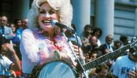 Doli Parton ostavila poslednju tajnu koju nećemo otkriti još 20 godina: Planirala je da bude tu kada je otvore