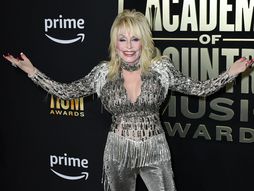 Doli Parton Dolly Parton