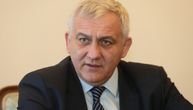 Avaz: Pripadnici SAJ-a nogom u leđa udarili ambasadora Srbije