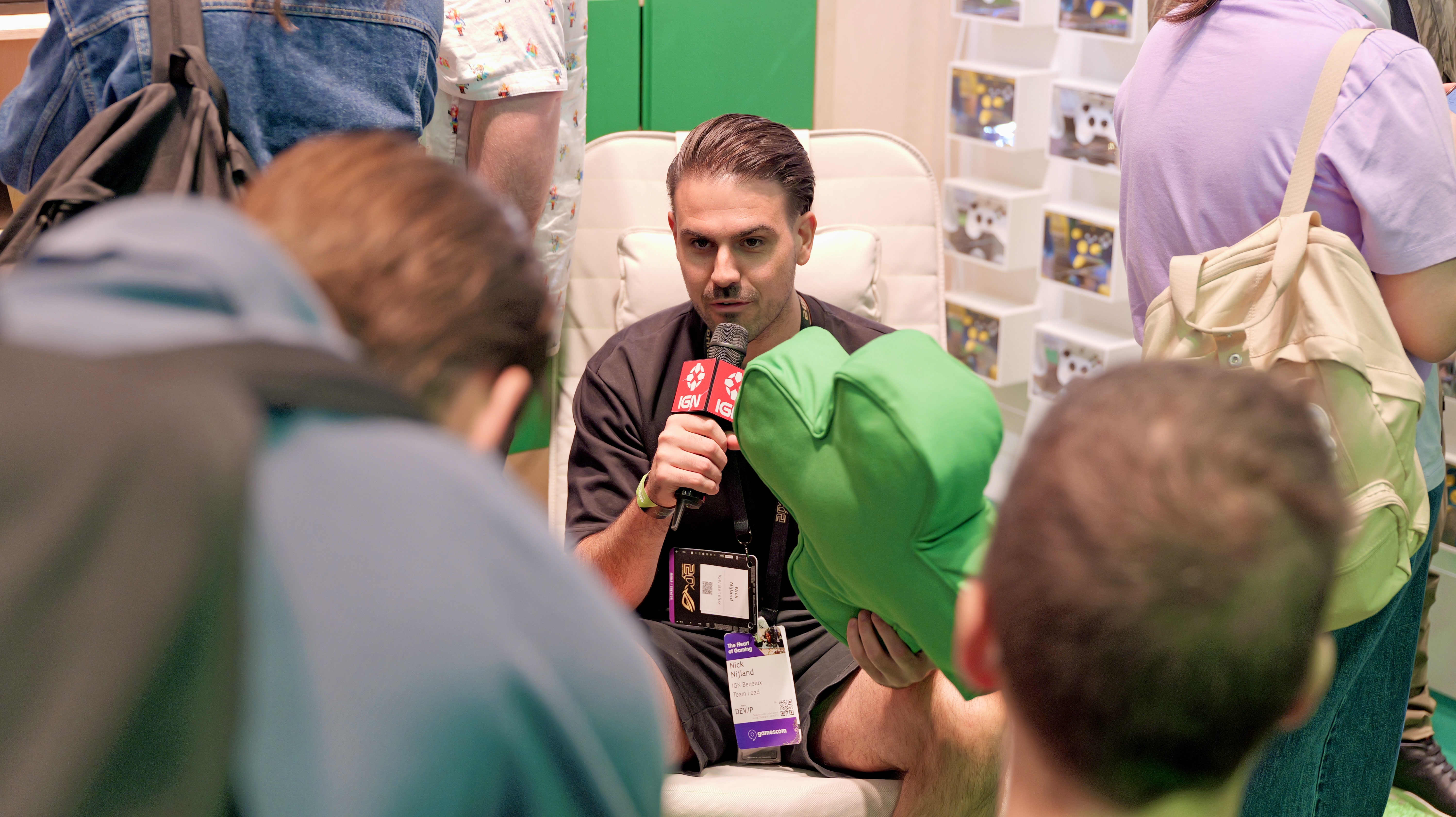 IKEA i Xbox su od thumbsticka napravili tabure, a od dnevne sobe gejming zonu