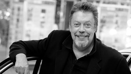 Tim Curry Kari