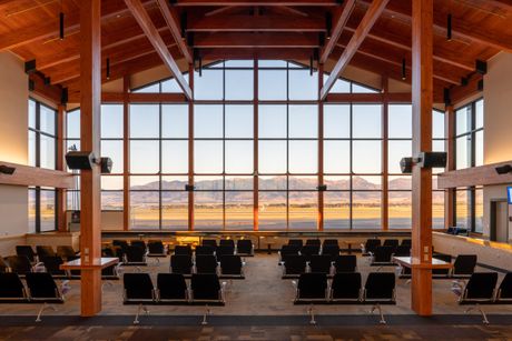Montana Aerodrom, Bozeman Yellowstone International Airport