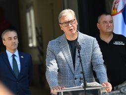 Aleksandar Vučić, Centar za razminiranje Republike Srbije