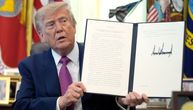 ZVANIČNO Donald Tramp promenio ime čuvenog jezera u inat komšijama, evo kako se sada zove