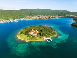Košljun ostrvo u Jadranskom moru