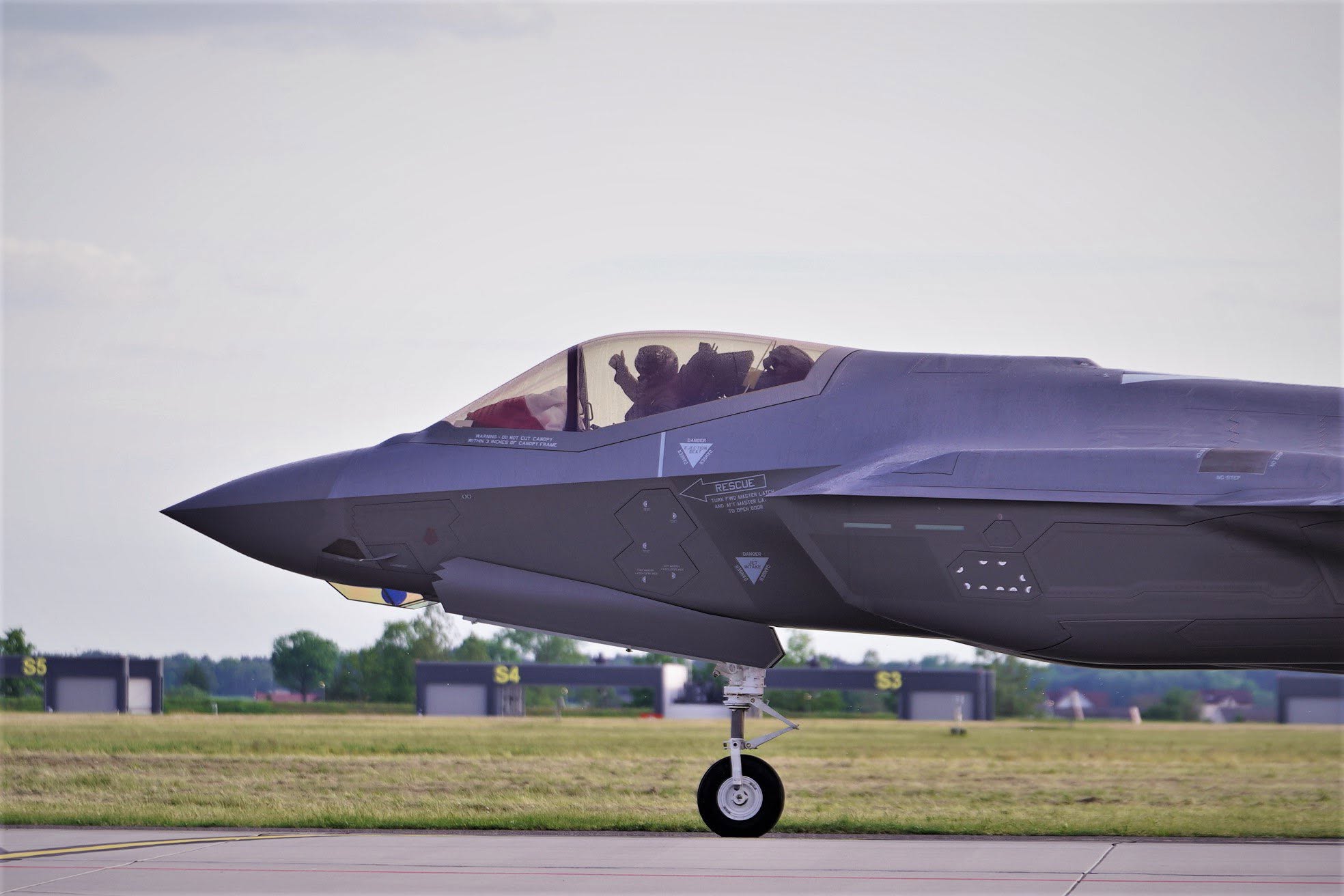 Pet novih F-35A stiglo u Poljsku: Flota „Husara“ u Lasku povećana na osam aviona