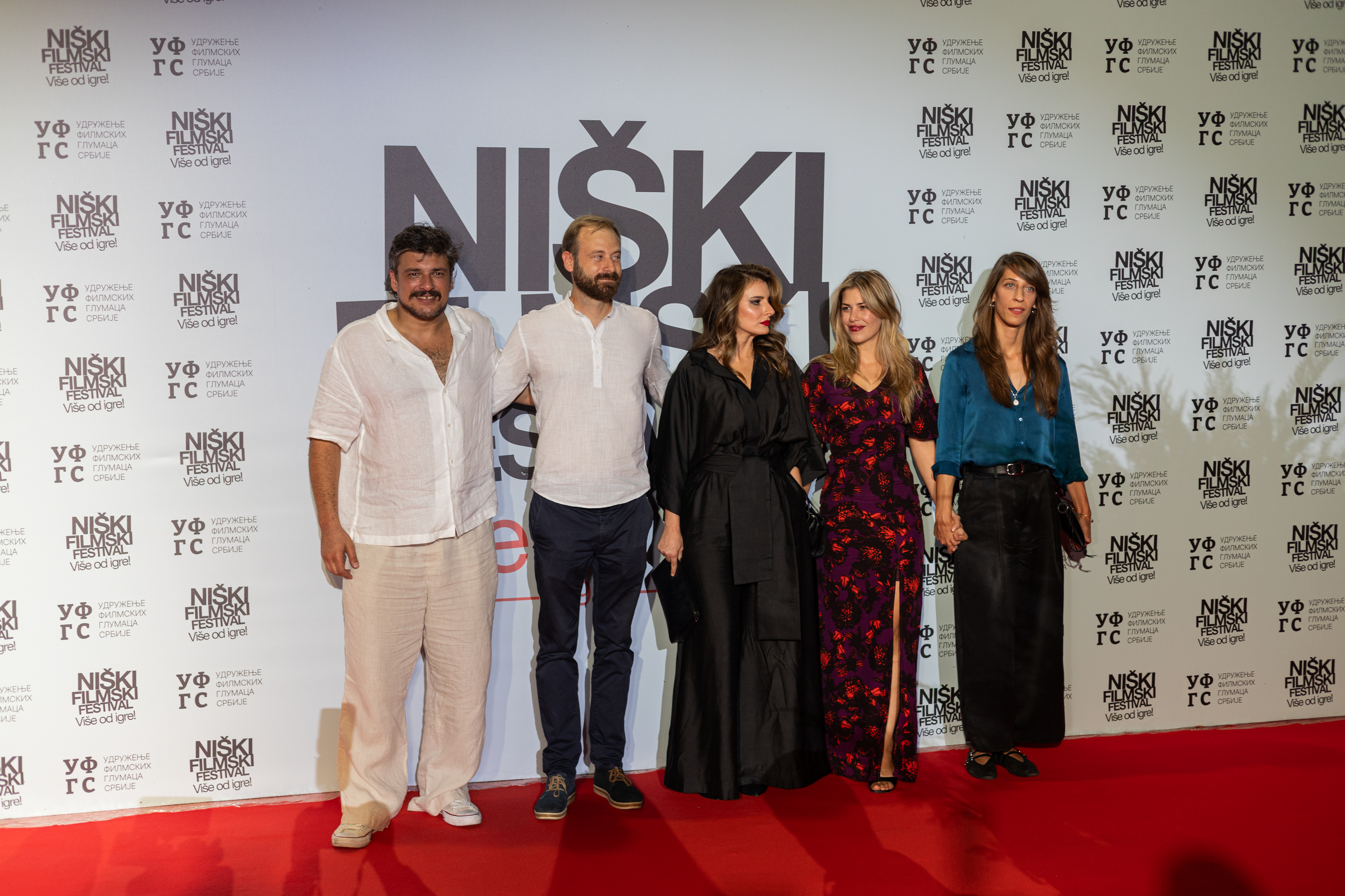 Drugo veče Niškog filmskog festivala: Andrija Kuzmanović, Tihomir Stanić i Hana Selimović na crvenom tepihu