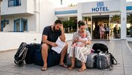 Strašna drama Srba u Grčkoj! Rozgići ostavljeni na ulici sa bebom od 5 meseci, AGENCIJA UZELA NOVAC I NESTALA!