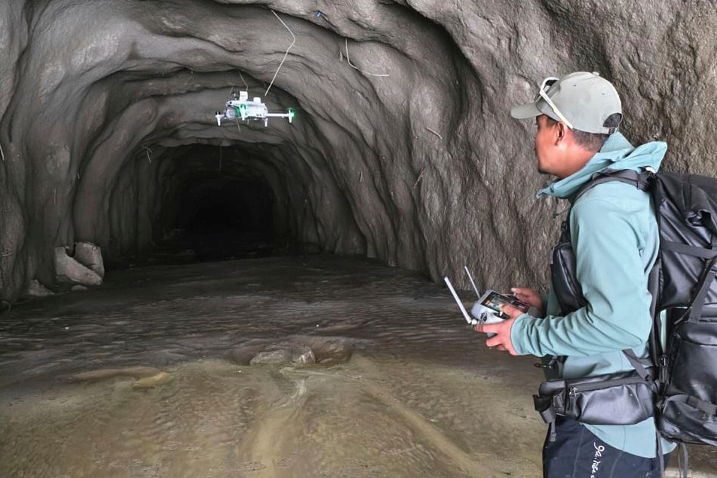 Ističe vreme za oko 500 zatrpanih u tunelima: Preti novo urušavanje glečera u Nepalu i Kini