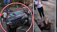UZNEMIRUJUĆI SNIMAK Automobil uleteo na autobusku stanicu u Borči, mladić i devojka povređeni, krv je svuda