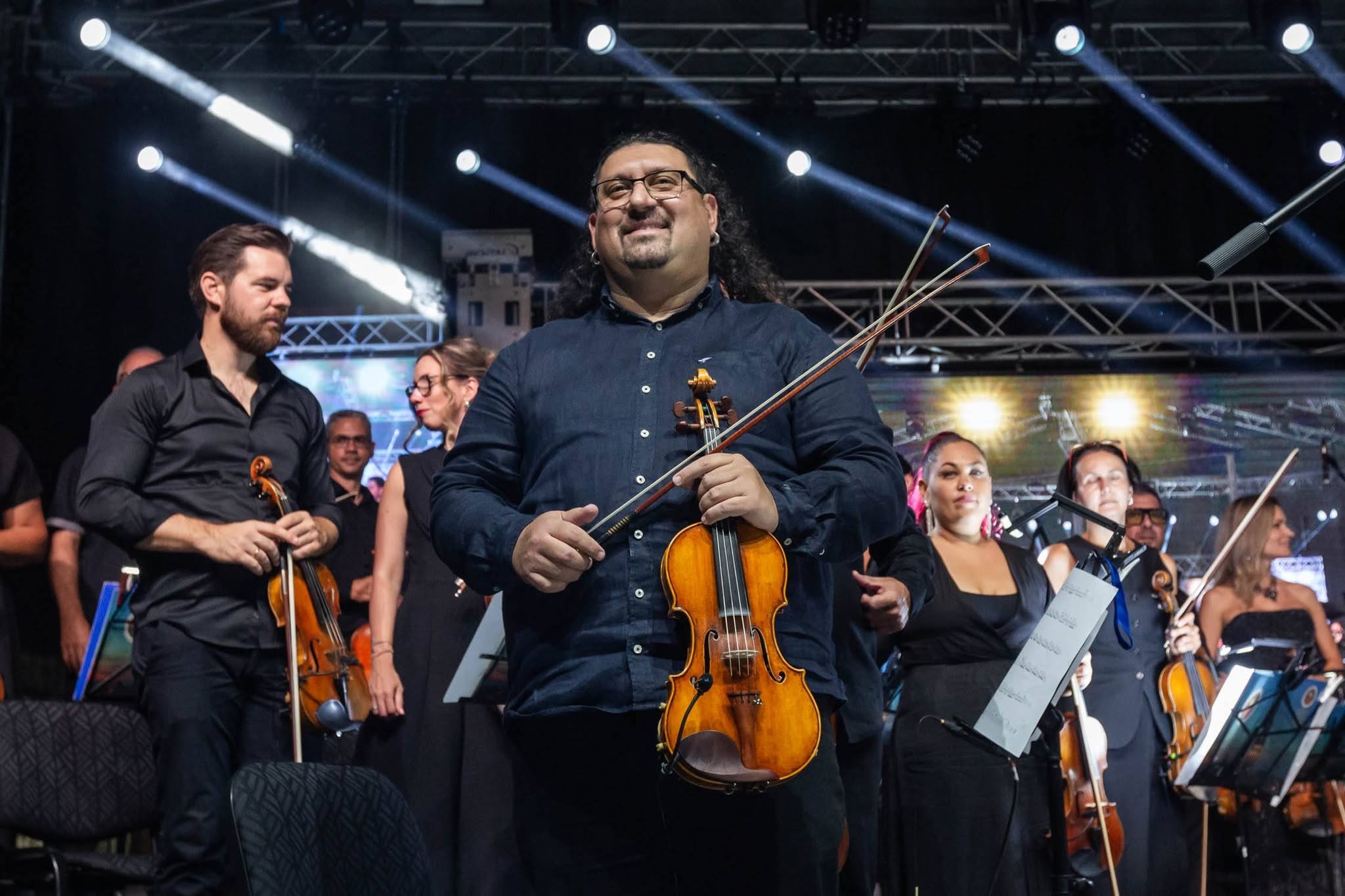 Trg slobode pevao uz ABBA hitove: Subotički simfoničari priredili koncert za pamćenje